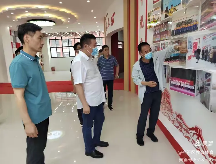 监委主任叶伟一行深入调研全区 教育优质均 衡发展